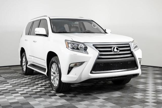 Photo of 2015 White Lexus GX 460