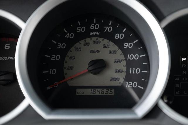 Photo of 2006 Silver Toyota Tacoma