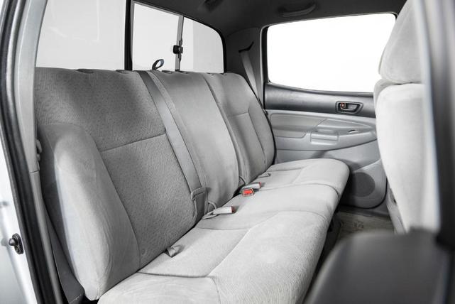Photo of 2006 Silver Toyota Tacoma