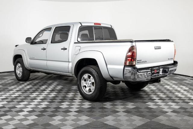 Photo of 2006 Silver Toyota Tacoma