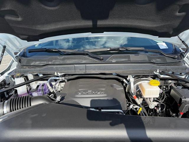Photo of 2026 Bright White Clearcoat RAM 2500