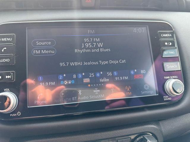 Photo of 2022 Boulder Gray Pearl Nissan Kicks