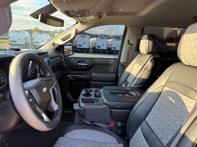 Photo of 2019 Silver Ice Metallic Chevrolet Silverado 1500
