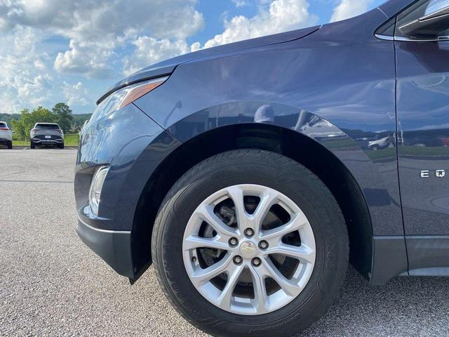 Photo of 2018 Storm Blue Metallic Chevrolet Equinox