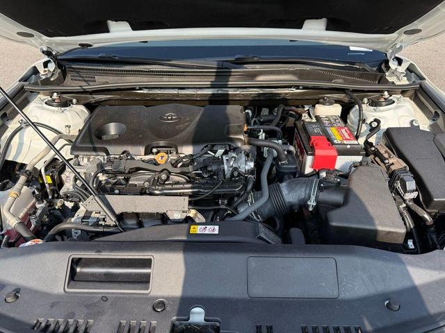 Photo of 2021 White Toyota Camry