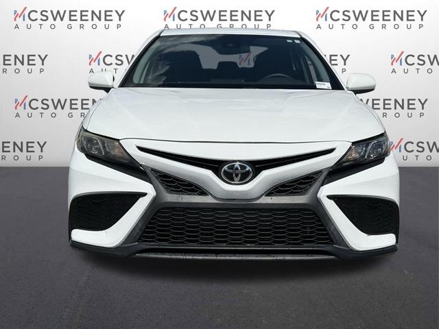 Photo of 2021 White Toyota Camry