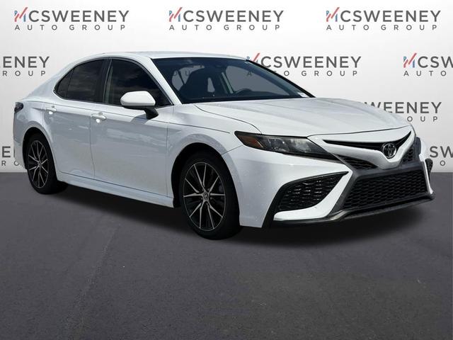 Photo of 2021 White Toyota Camry