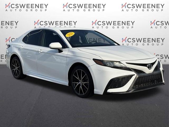 Photo of 2021 White Toyota Camry