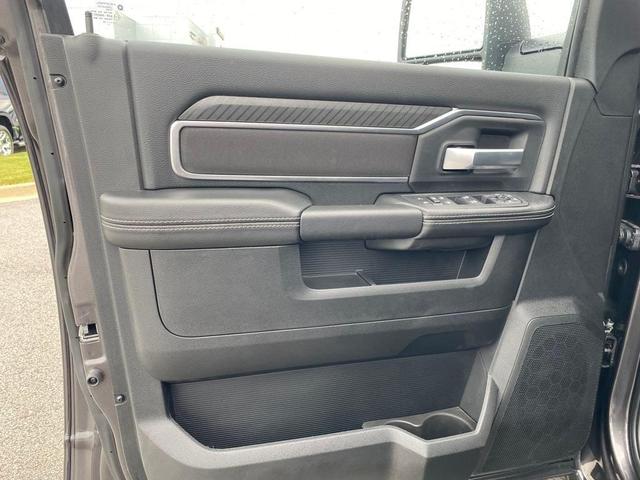 Photo of 2025 Granite Crystal Clearcoat Metallic RAM 2500