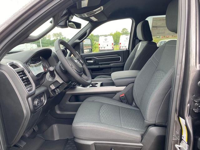 Photo of 2025 Granite Crystal Clearcoat Metallic RAM 2500