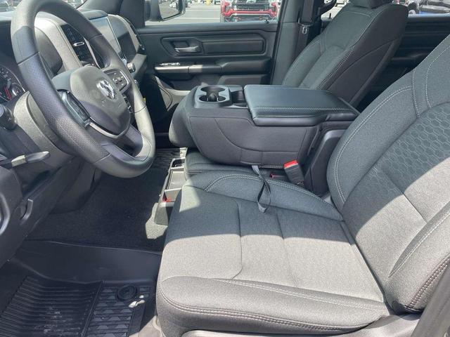 Photo of 2025 Granite Crystal Clearcoat Metallic RAM 1500