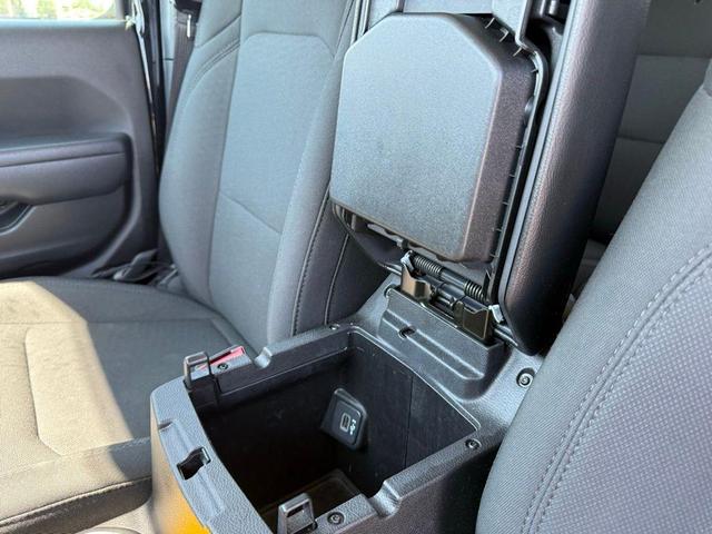 Photo of 2022 Black Clearcoat Jeep Wrangler Unlimited
