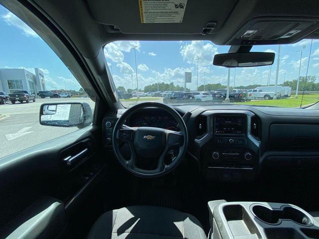 Photo of 2020 Silver Ice Metallic Chevrolet Silverado 1500