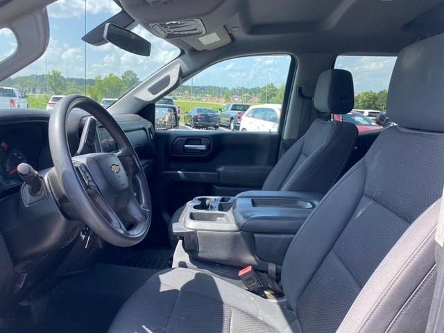 Photo of 2020 Silver Ice Metallic Chevrolet Silverado 1500