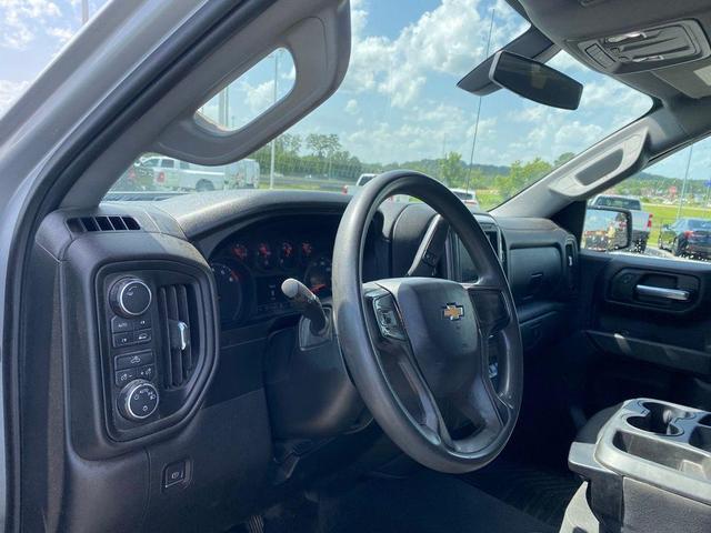 Photo of 2020 Silver Ice Metallic Chevrolet Silverado 1500