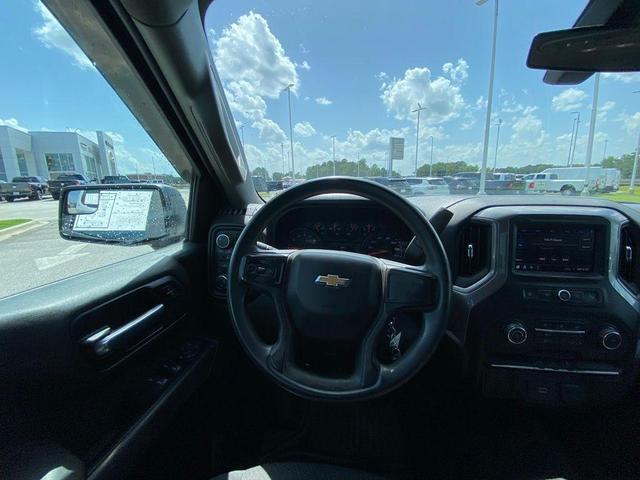Photo of 2020 Silver Ice Metallic Chevrolet Silverado 1500