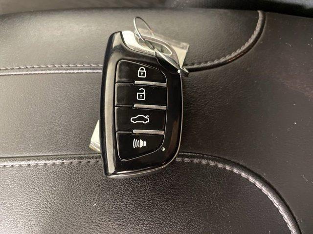 Photo of 2017 Palatial Ruby Nissan Rogue