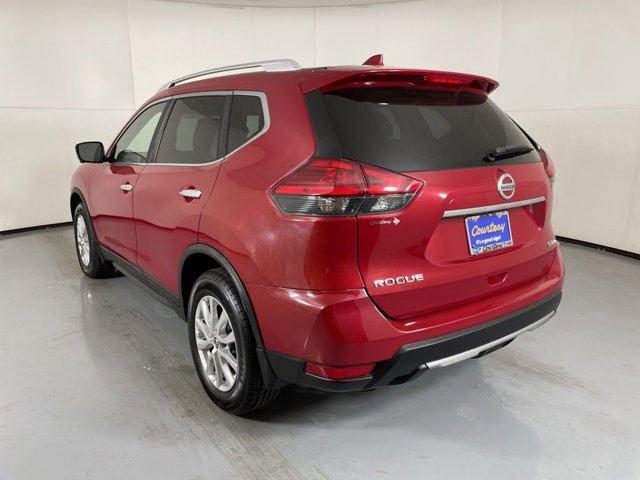 Photo of 2017 Palatial Ruby Nissan Rogue