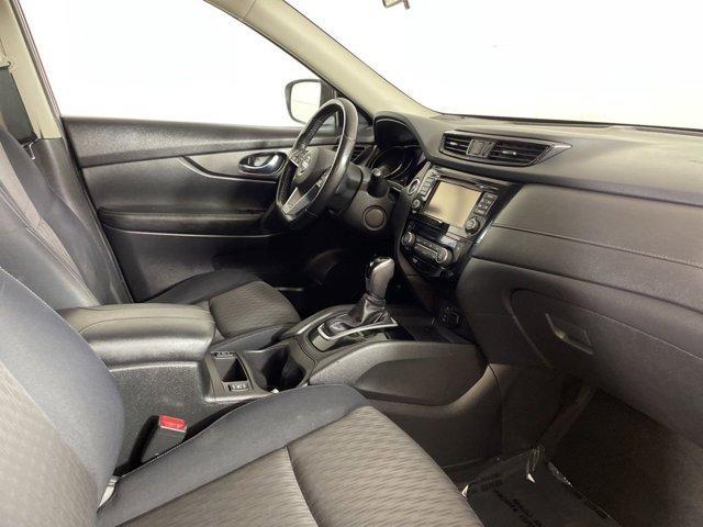 Photo of 2017 Palatial Ruby Nissan Rogue