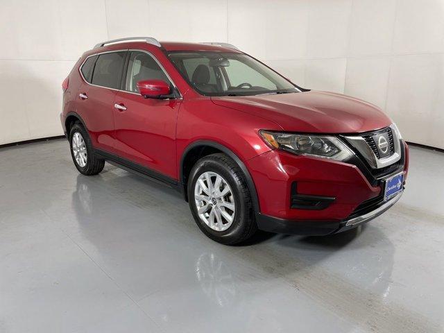 Photo of 2017 Palatial Ruby Nissan Rogue