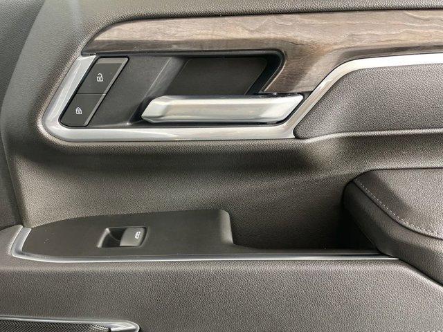 Photo of 2025 Summit White Chevrolet Silverado 2500