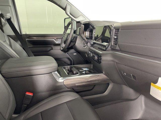 Photo of 2025 Summit White Chevrolet Silverado 2500