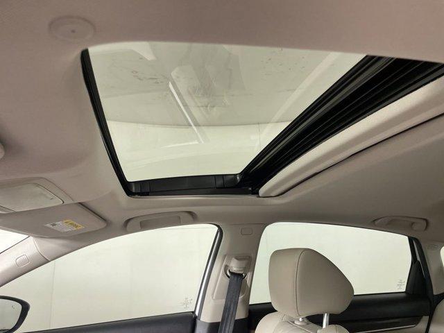 Photo of 2020 White Honda Accord