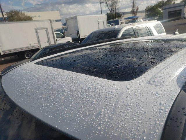Photo of 2021 Oxford White Ford Explorer
