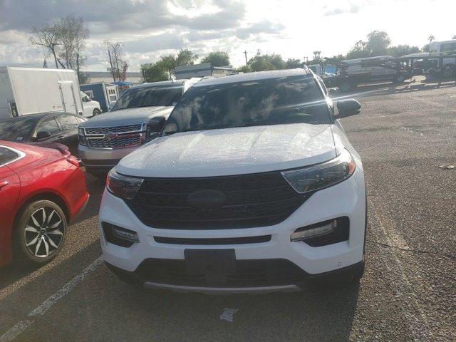 Photo of 2021 Oxford White Ford Explorer