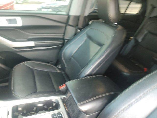 Photo of 2021 Oxford White Ford Explorer
