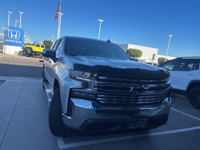 Photo of 2019 Silver Ice Metallic Chevrolet Silverado 1500