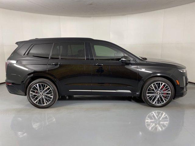 Photo of 2022 Stellar Black Metallic Cadillac XT6