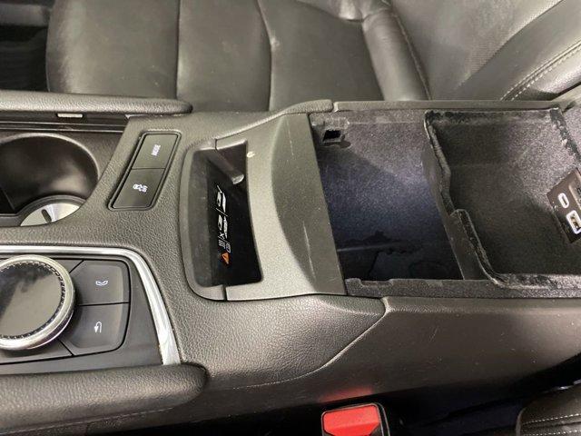 Photo of 2022 Stellar Black Metallic Cadillac XT6