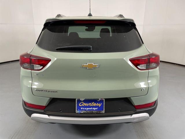 Photo of 2026 Green Chevrolet Trailblazer