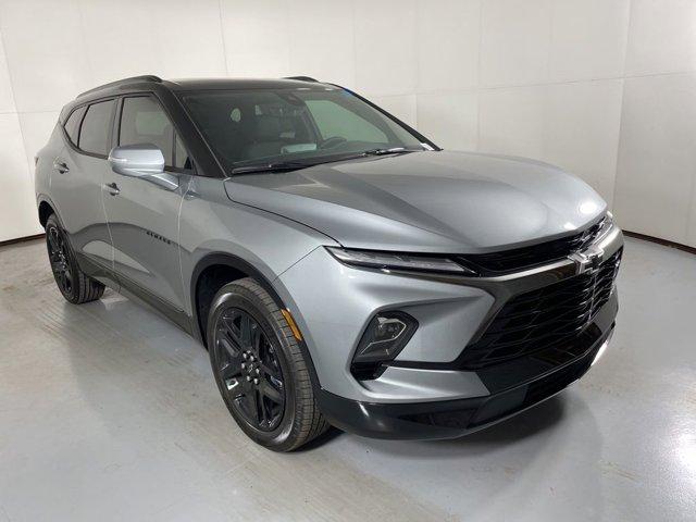 Photo of 2025 Sterling Gray Metallic Chevrolet Blazer