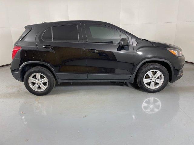 Photo of 2022 Mosaic Black Metallic Chevrolet Trax