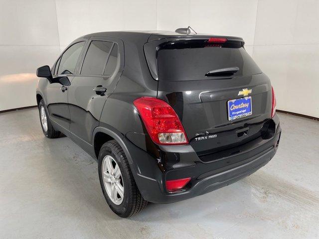 Photo of 2022 Mosaic Black Metallic Chevrolet Trax