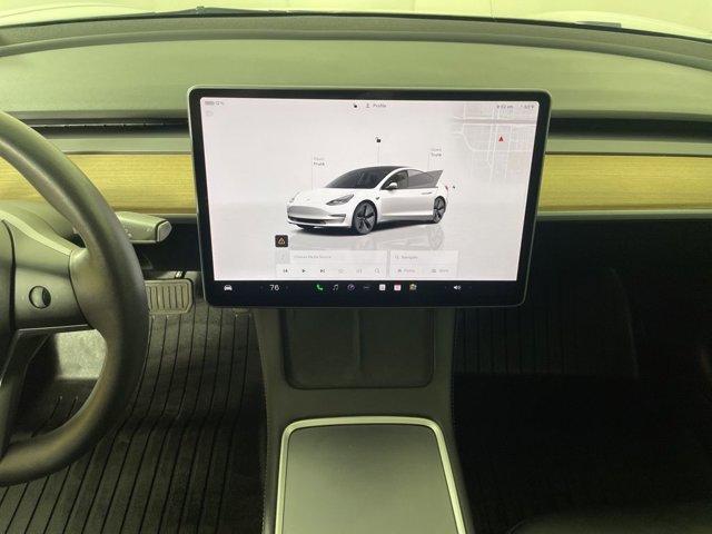 Photo of 2023 White Tesla Model 3