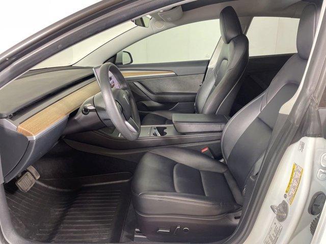 Photo of 2023 White Tesla Model 3