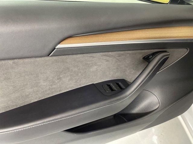Photo of 2023 White Tesla Model 3