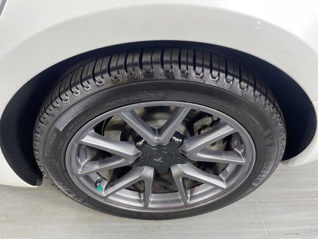 Photo of 2023 White Tesla Model 3