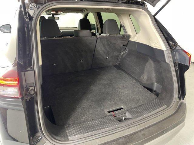 Photo of 2023 Black Nissan Rogue