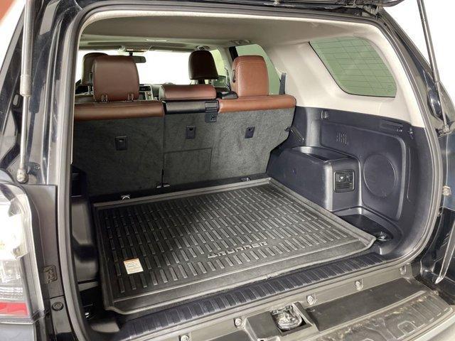 Photo of 2014 Black Toyota 4Runner
