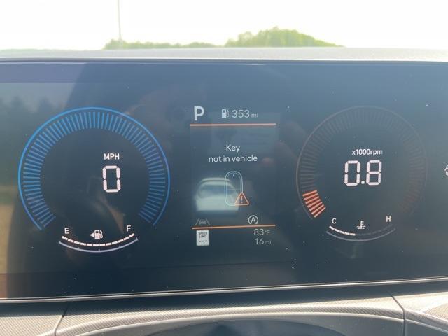 Photo of 2025 Green Hyundai SANTA FE