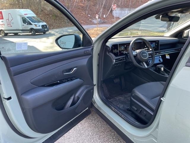 Photo of 2025 Sage Gray Hyundai SANTA CRUZ