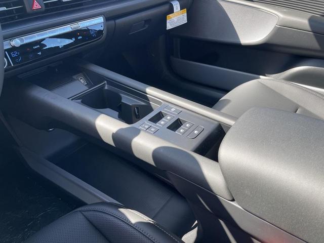 Photo of 2025 Gold Hyundai IONIQ 6