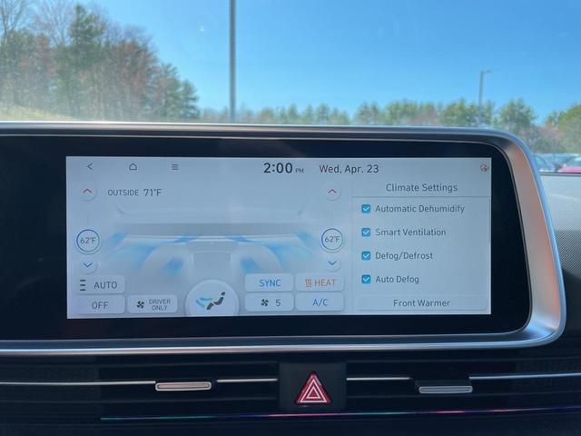 Photo of 2025 Gold Hyundai IONIQ 6