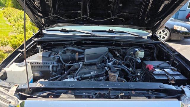 Photo of 2014 Black Toyota Tacoma