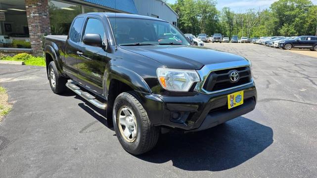 Photo of 2014 Black Toyota Tacoma