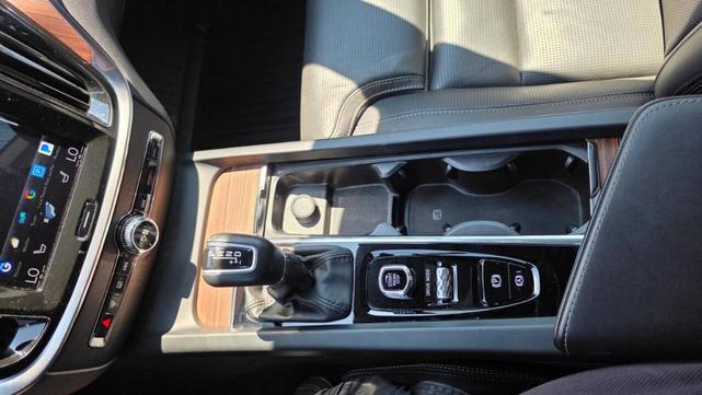Photo of 2019 Black Volvo S60